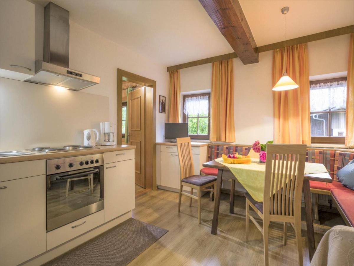 Apartment In Top Location In Fuegen With Balcony Exterior photo