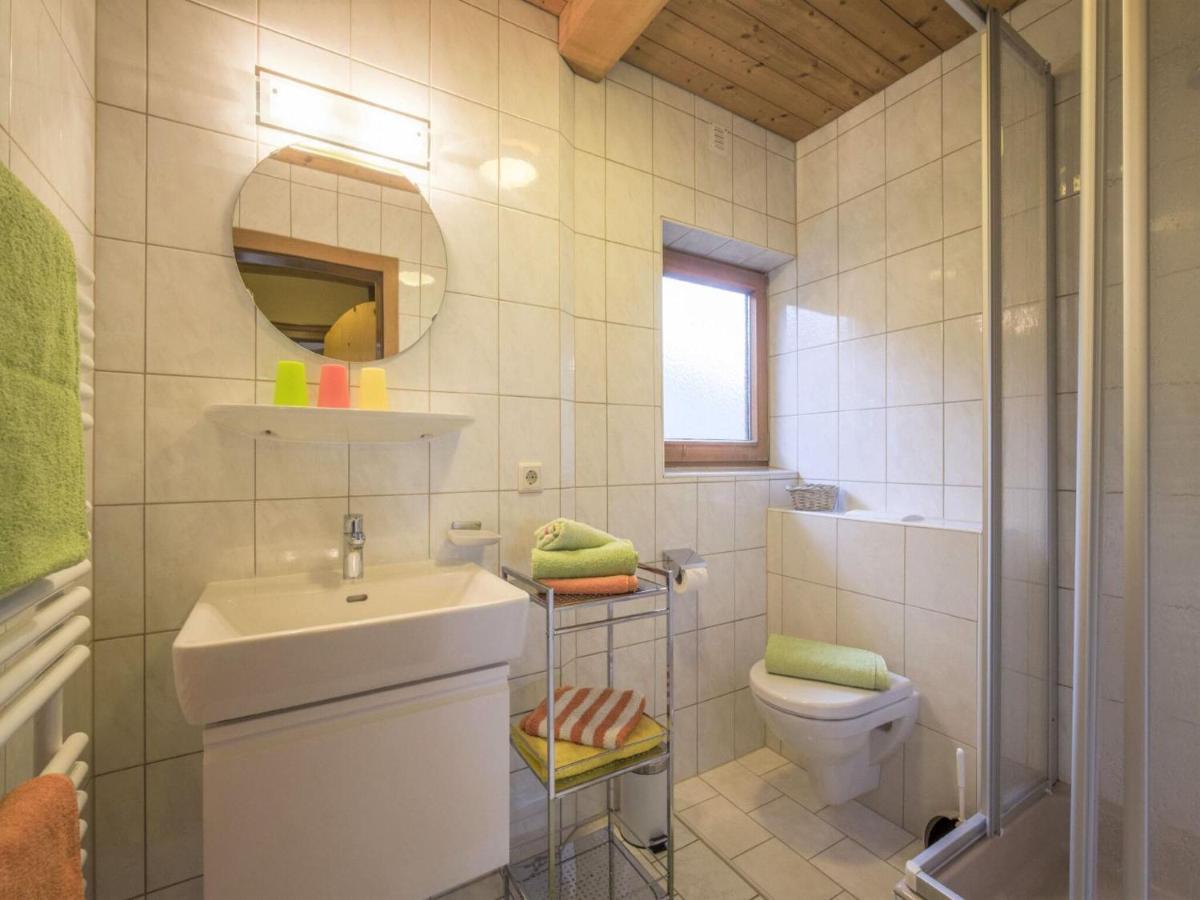 Apartment In Top Location In Fuegen With Balcony Exterior photo